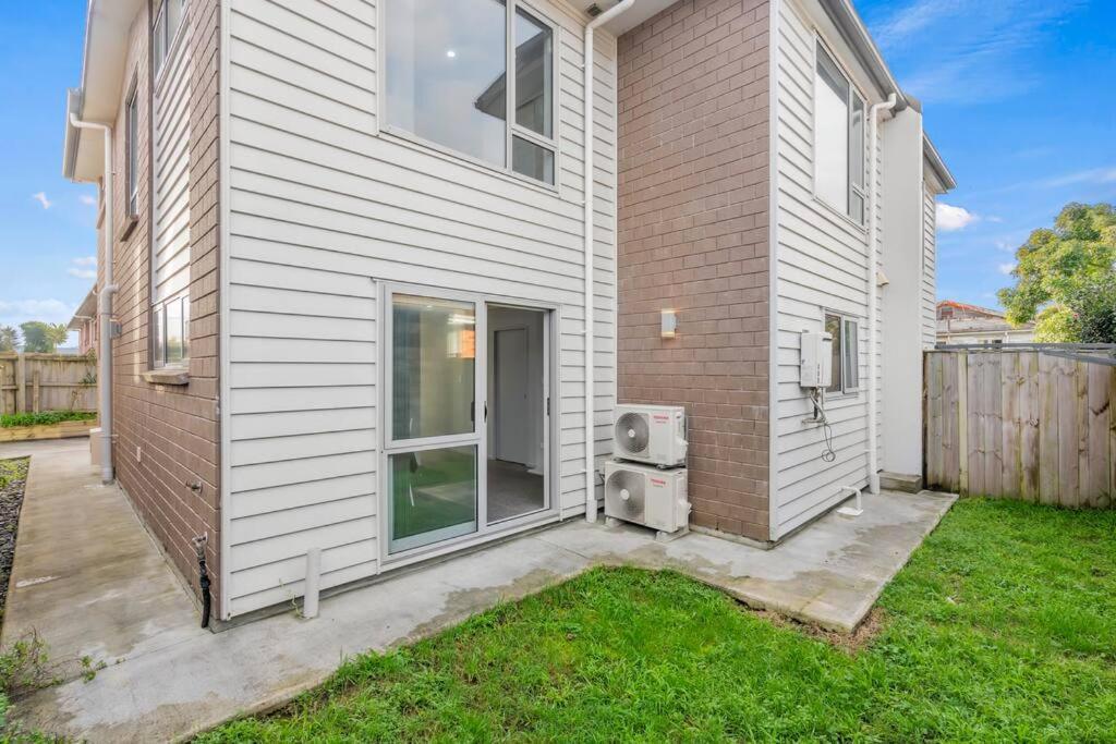 Airport & City At Your Doorstep! The Central Charm Auckland Esterno foto