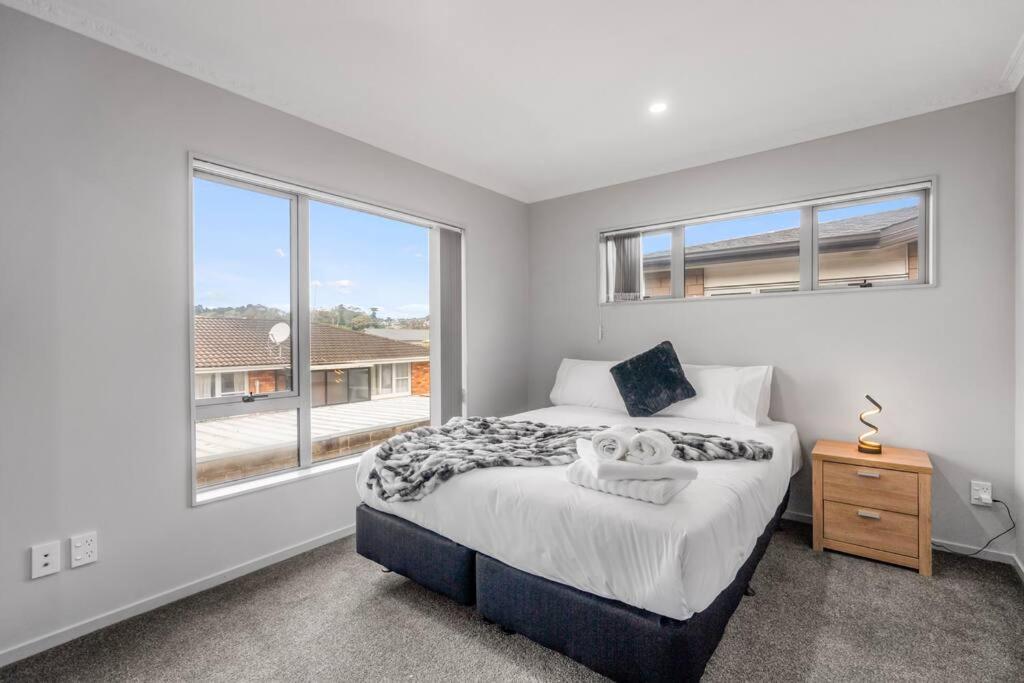 Airport & City At Your Doorstep! The Central Charm Auckland Esterno foto